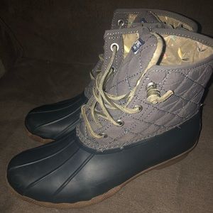Sperry quilted duck boots (firm price)